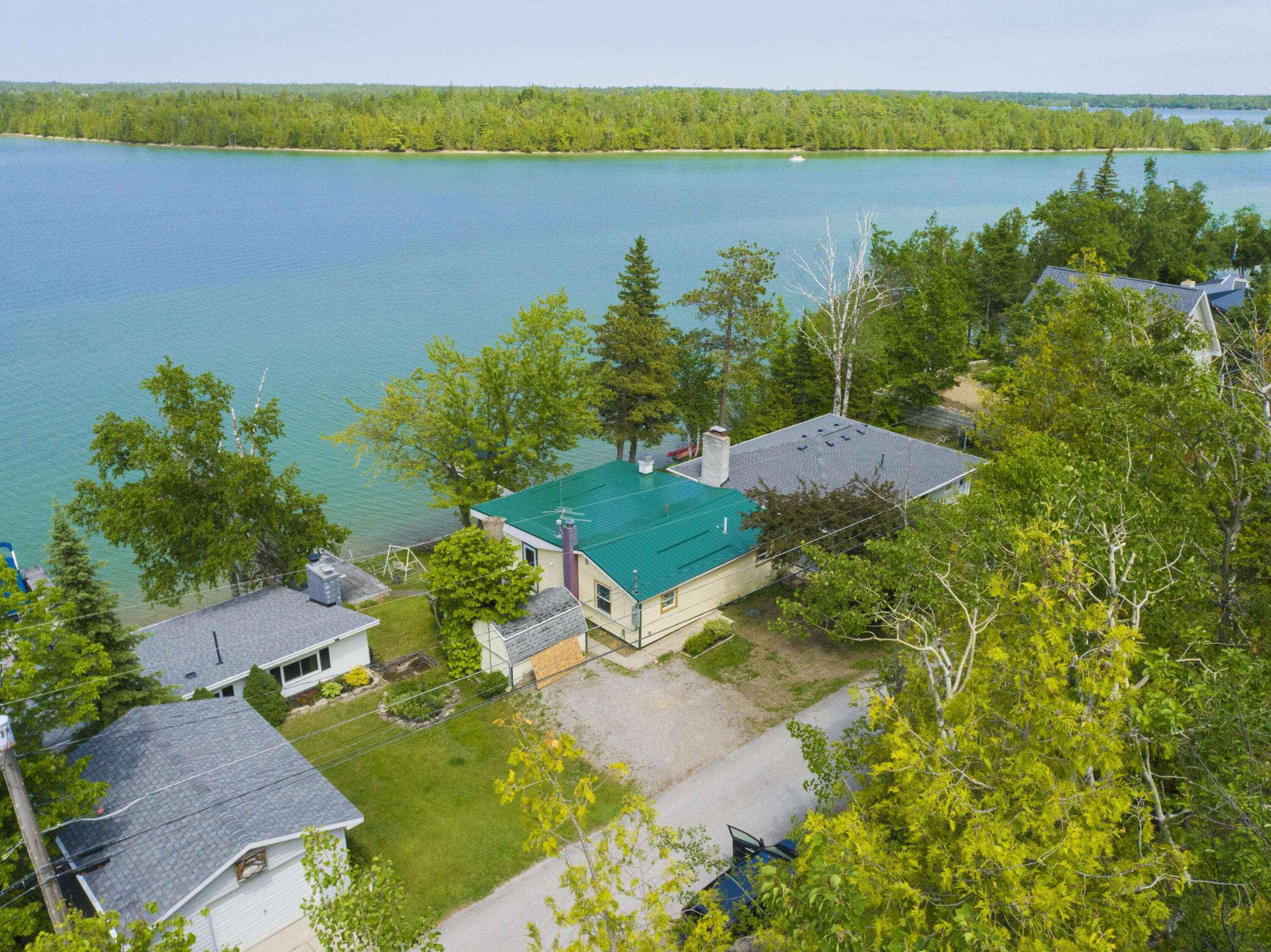 Image 1: Grand Lake has over 5500 acres