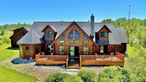 7771 Paradise Lane