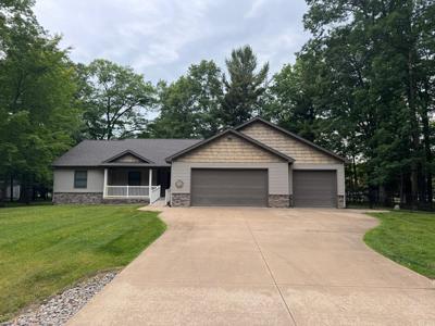 147 Indian Oaks Trail