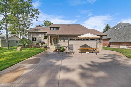 895 E Houghton Lake Drive