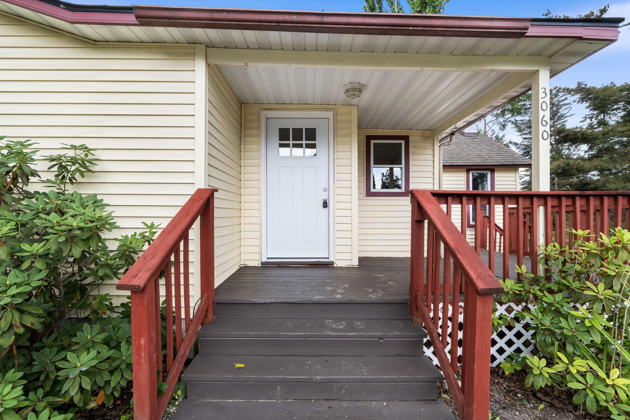 Image 3: 3-web-or-mls-DSC09033