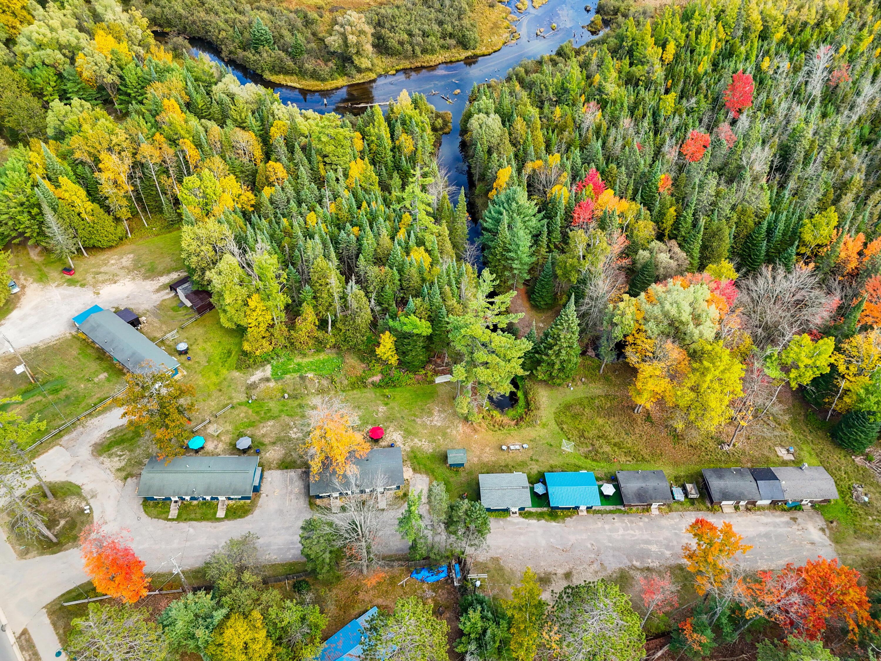Image 3: DJI_20251011140413_0479_D