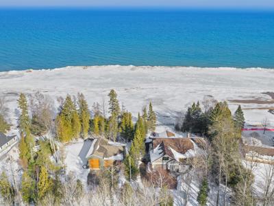 2760 N Old Shore Drive