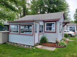 8139 E Houghton Lake Dr #1