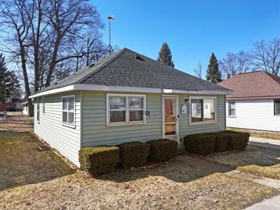 223 Rapson Avenue