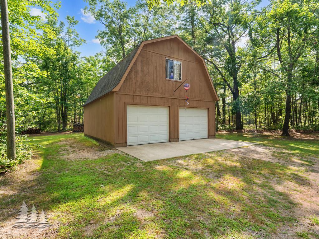 Image 3: 5285 Big Wolf Lane