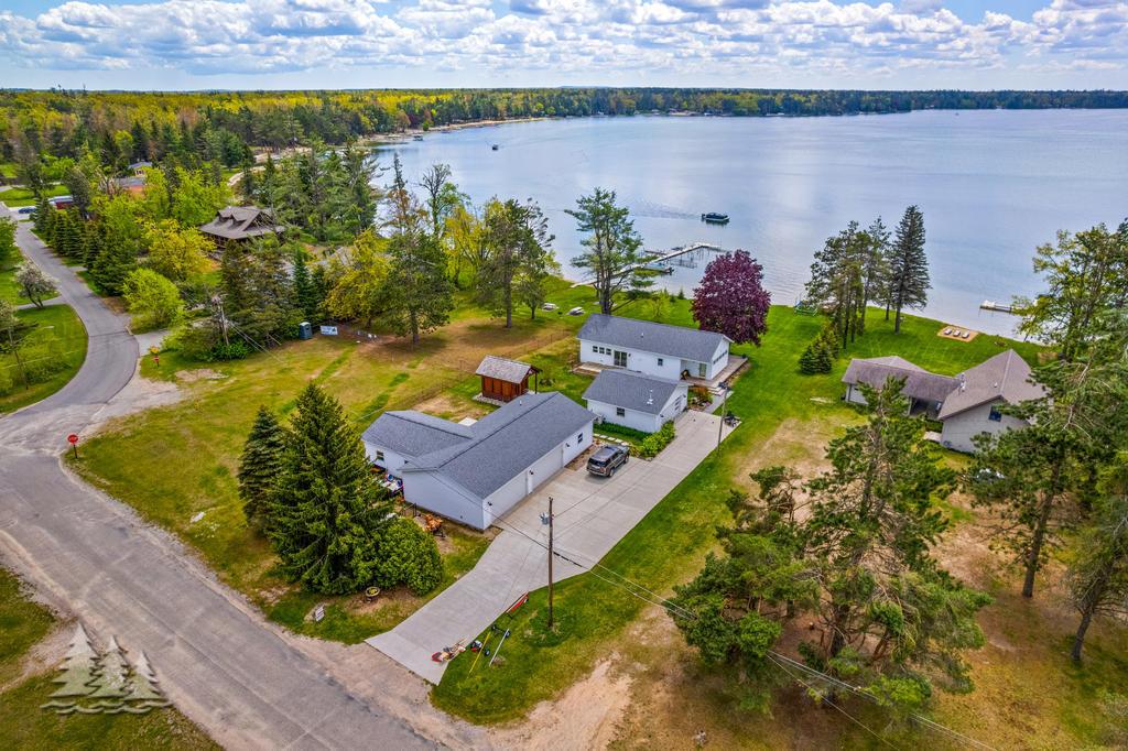 Image 2: 4565 Grant Dr.