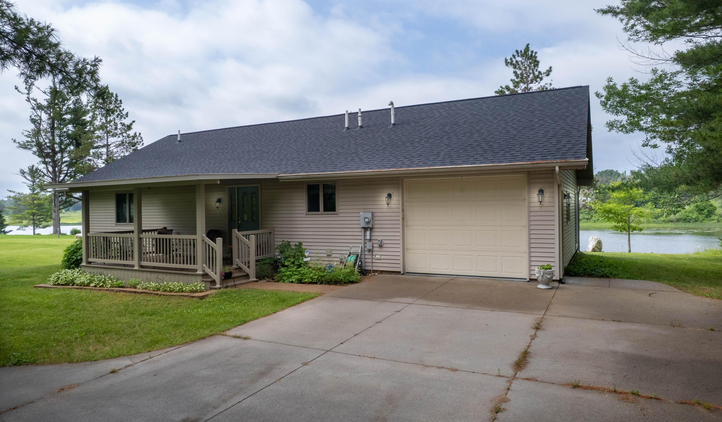 Image 4: Front of house