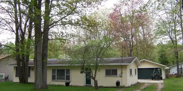 8778 N Townline Road