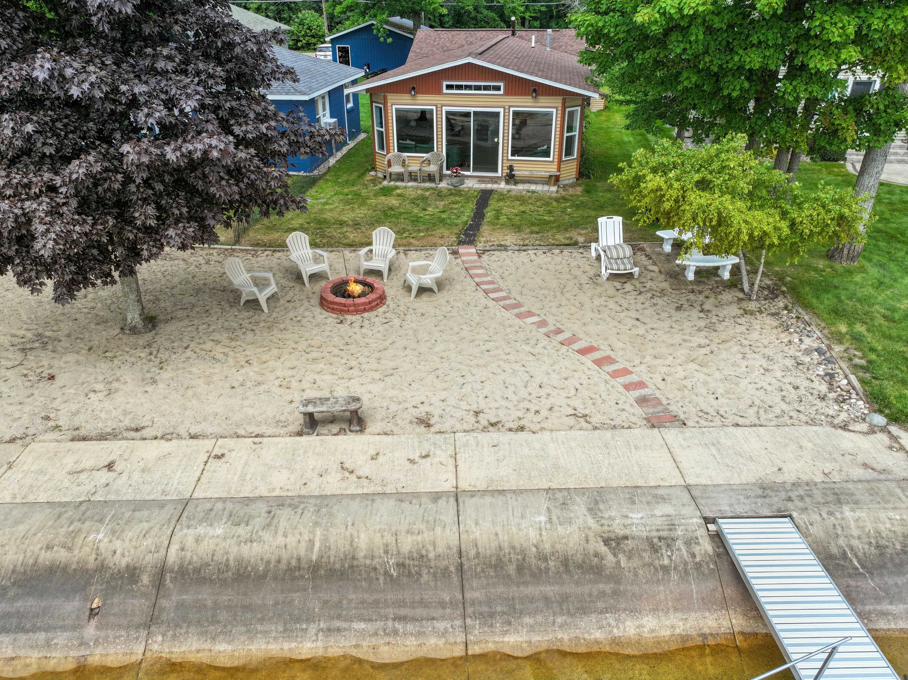 Image 3: DJI_20250826131418_0258_D