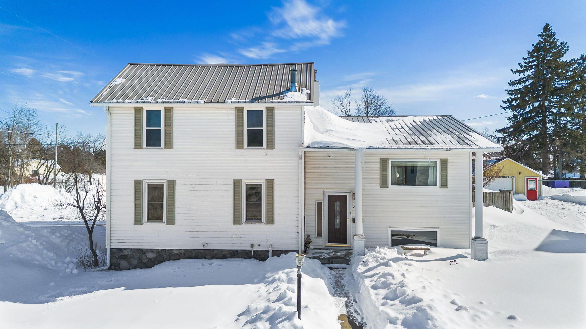 Image 3: 1-web-or-mls-DJI_0073