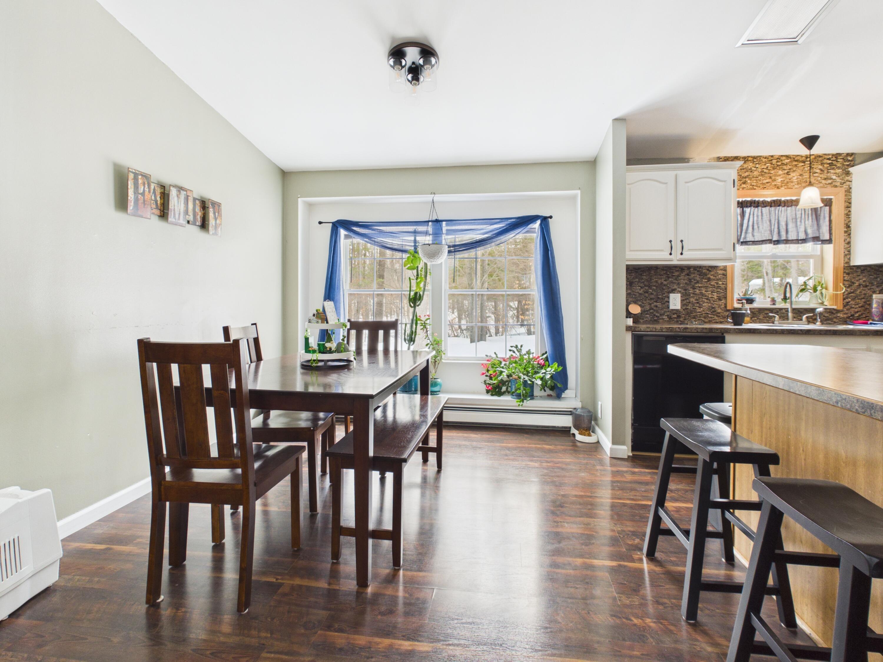 Image 2: CAM06361G6-PR0006-STILL010