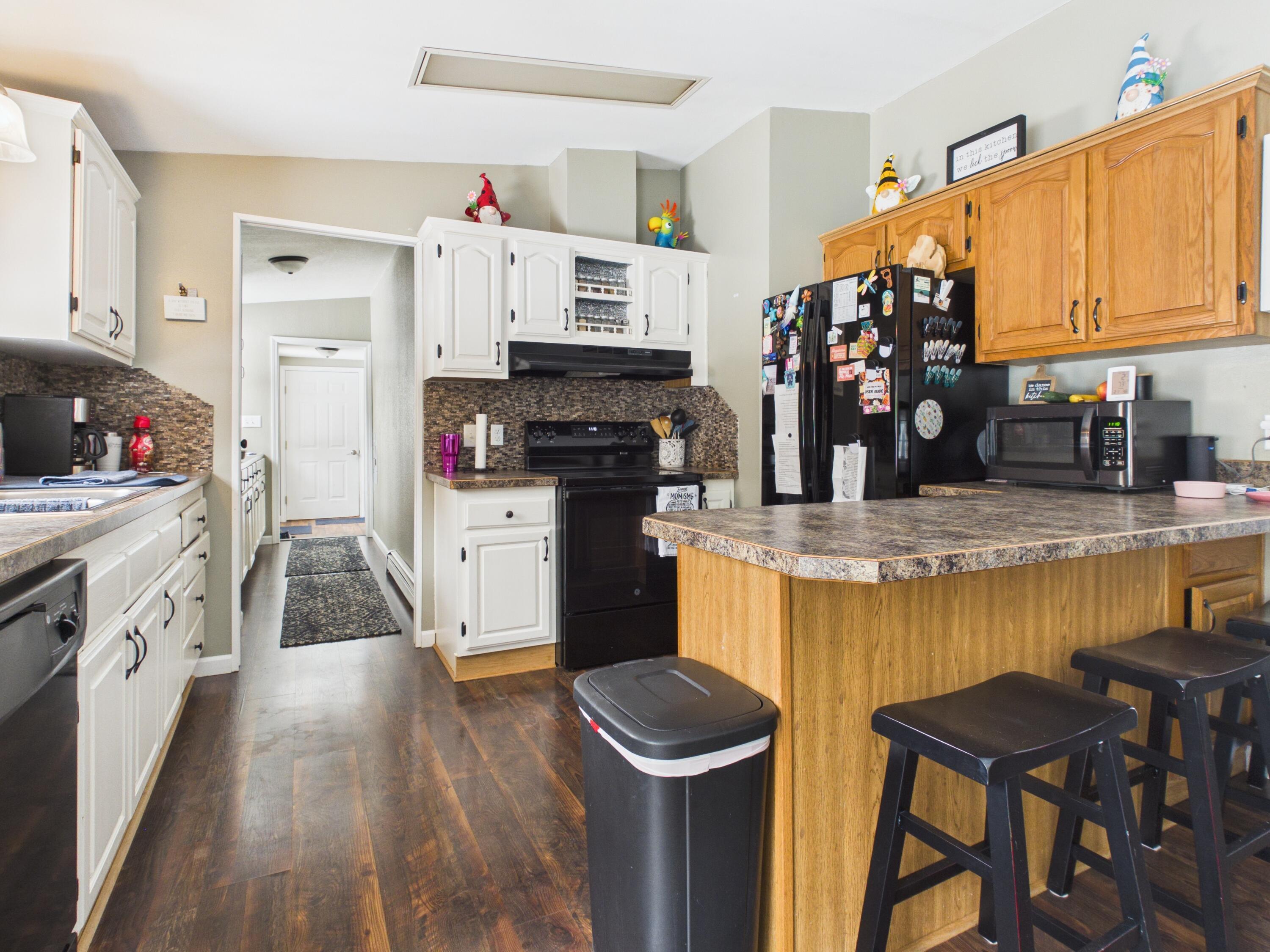 Image 4: CAM06361G6-PR0006-STILL009