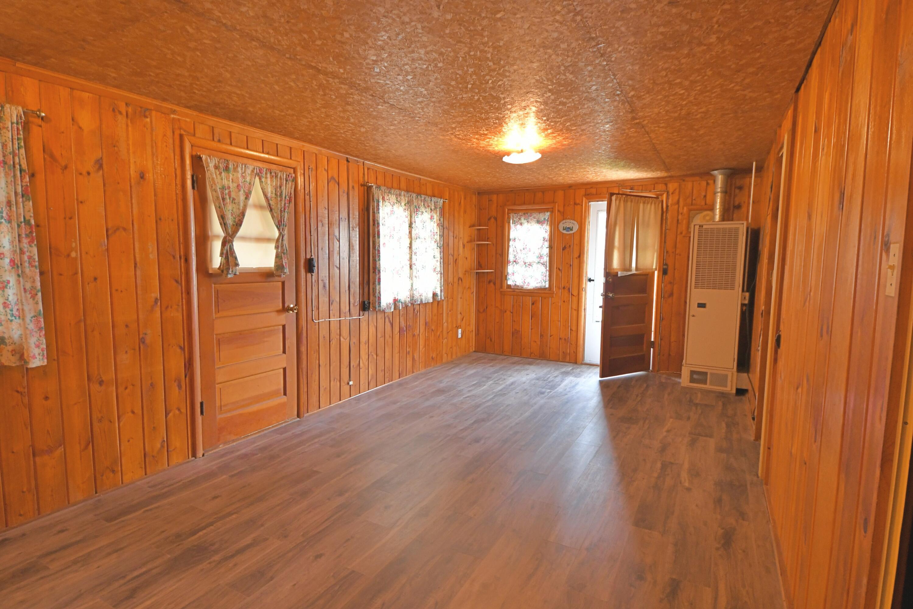 Image 3: DSC_0080