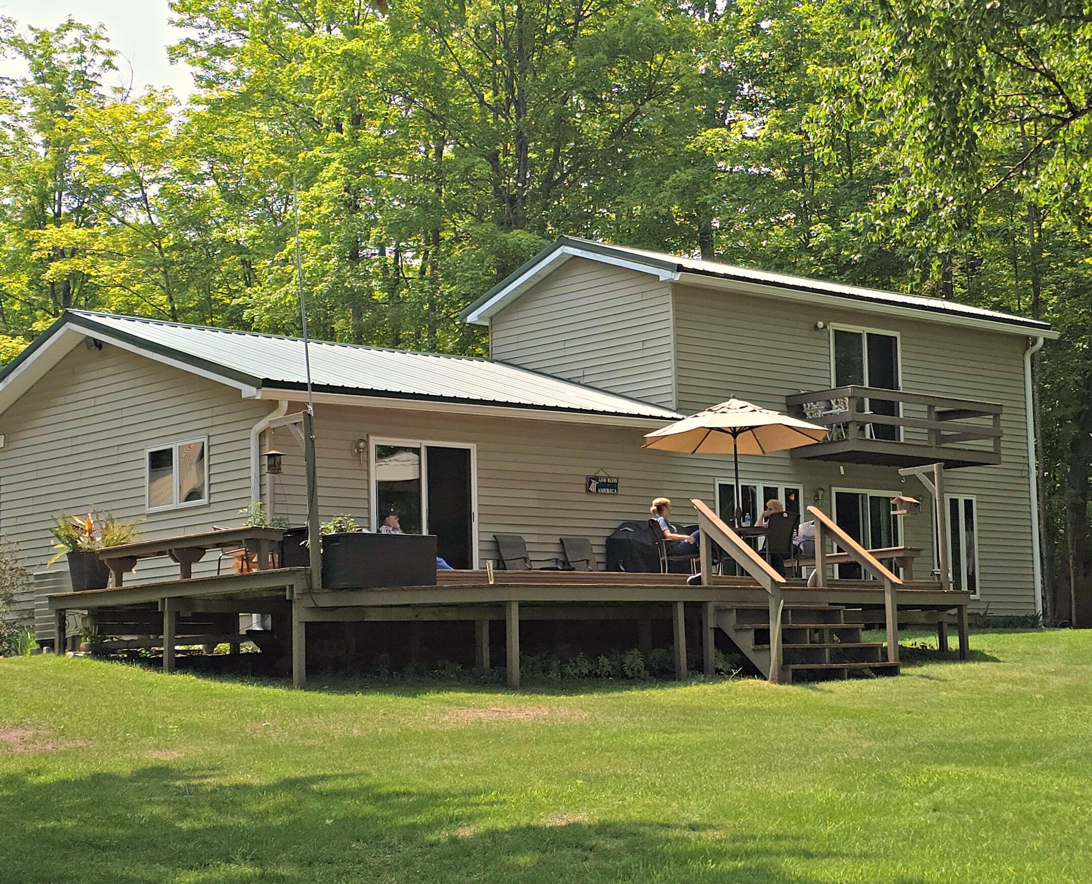 Image 2: Lake side of home
