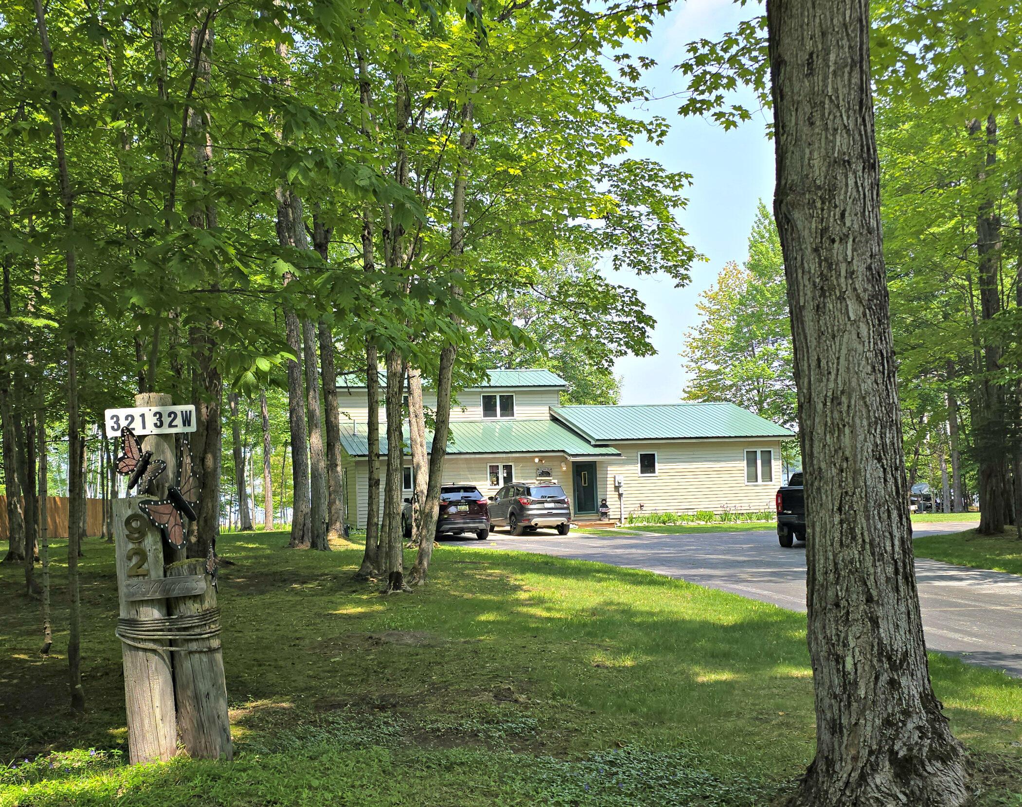 Image 4: Street view