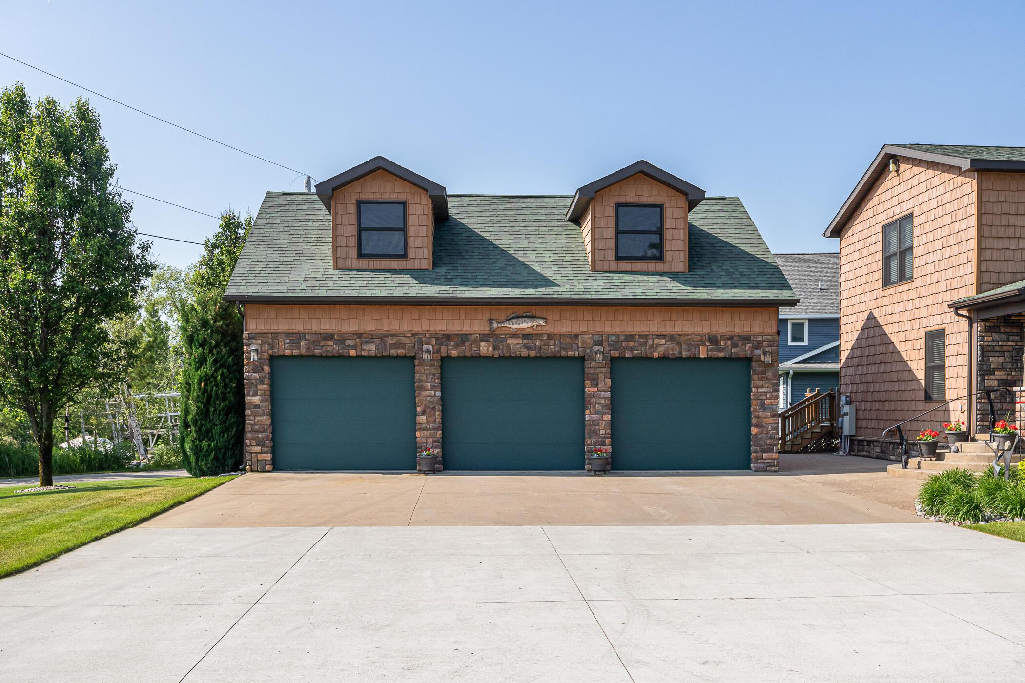 Image 4: 6890 Jessie Dr, St Helen Michigan_5