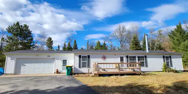 242 AuSable River Trail