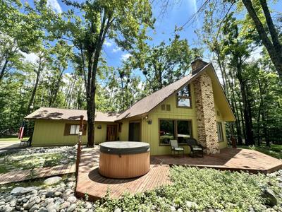6848 Dogwood Court