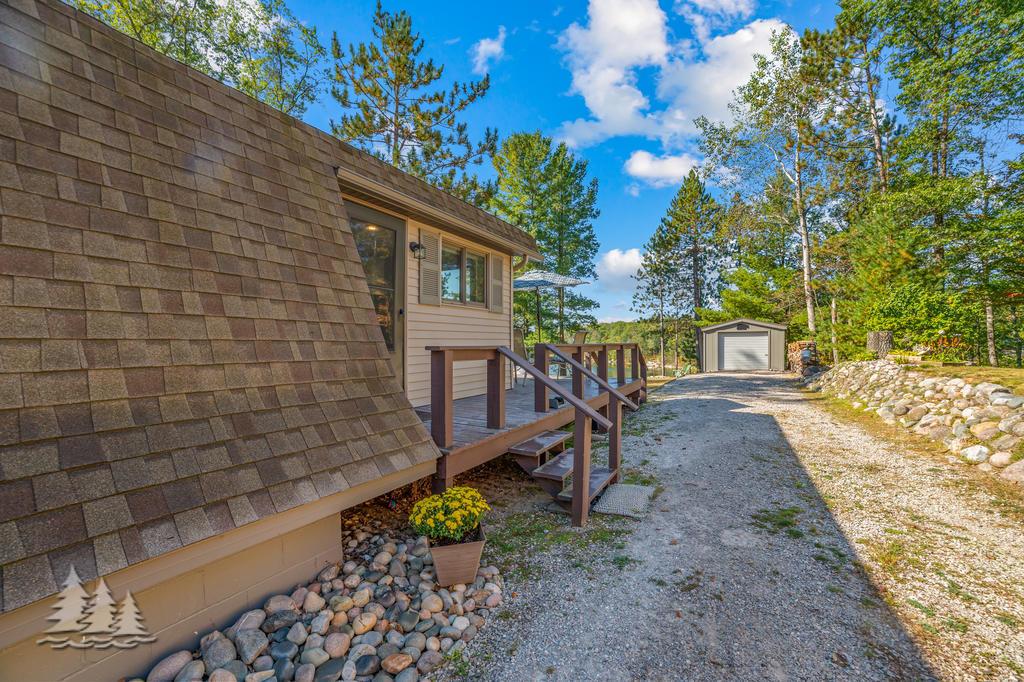 Image 3: 6122 Beach Rd