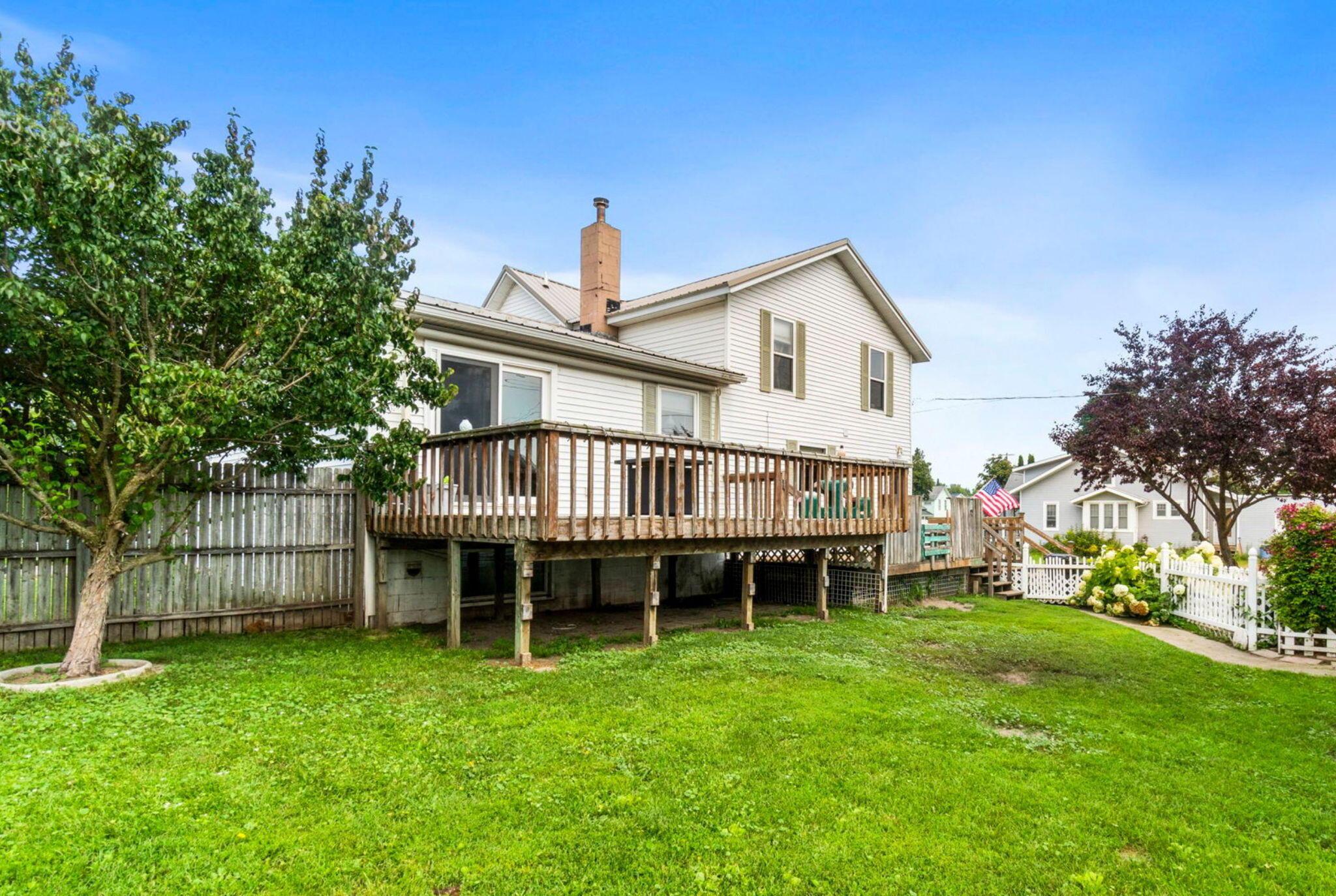 Image 3: 52-web-or-mls-10-web-or-mls-NEW