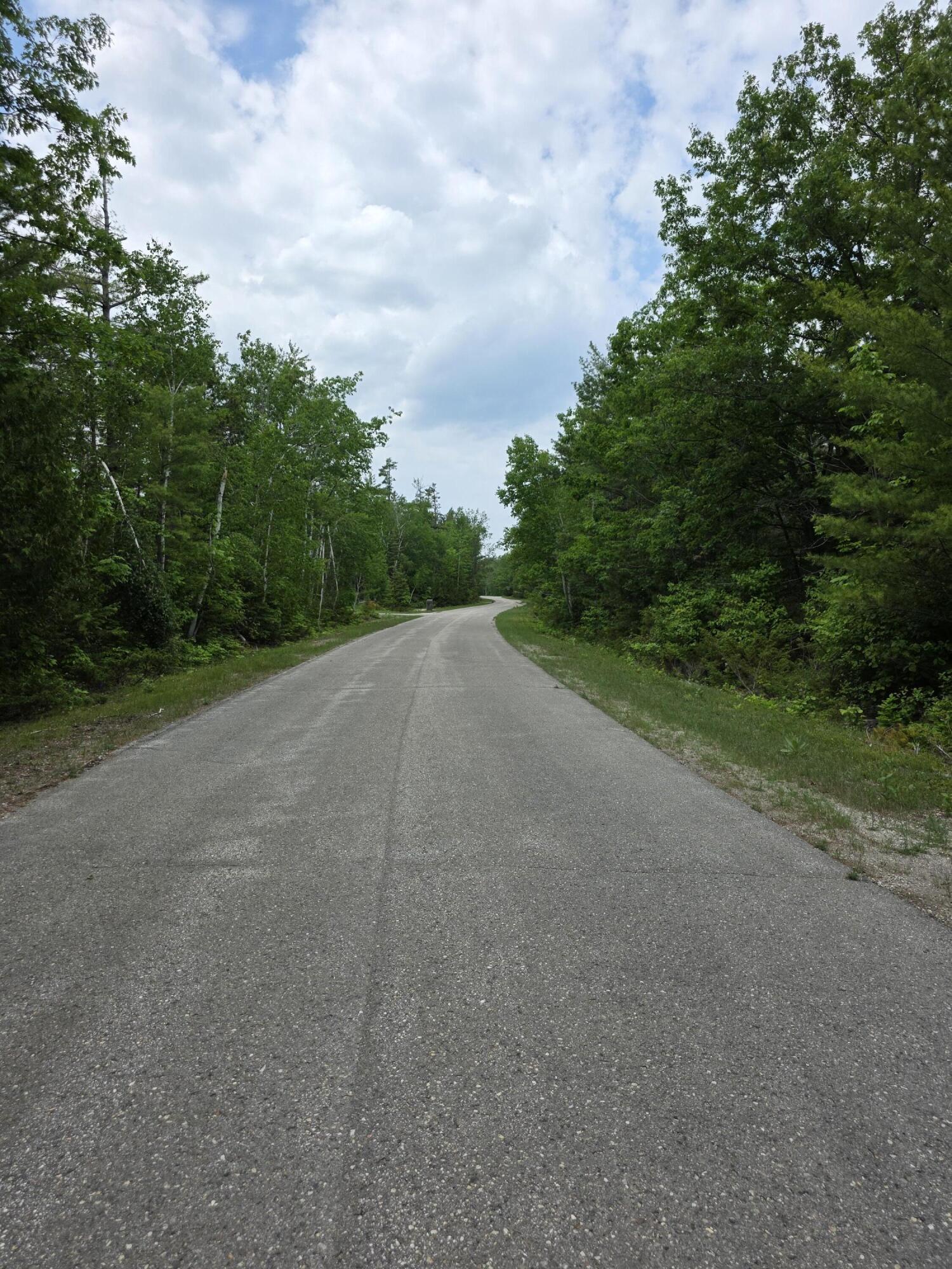 Image 4: Balsam Circle