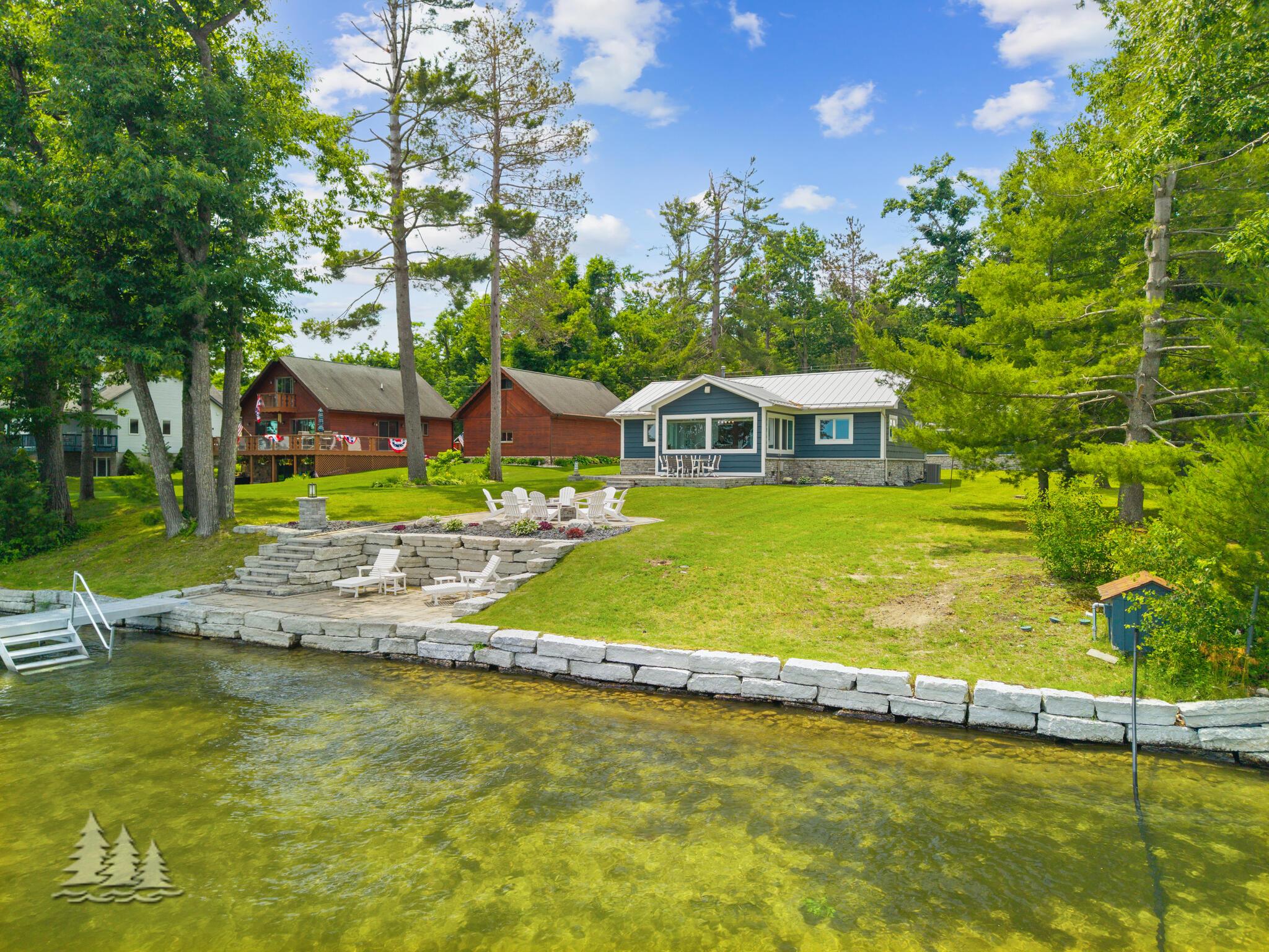 Image 3: 1591 Fleming Rd