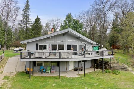 235 Ausable River Trail