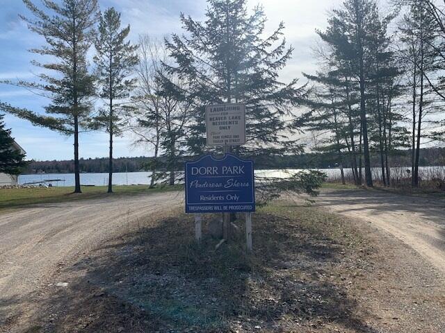 Image 1: Lake Access 1