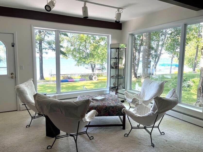 Image 2: New Living Room