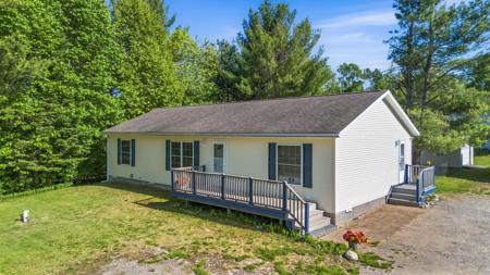 3079 Parrotts Pointe Road