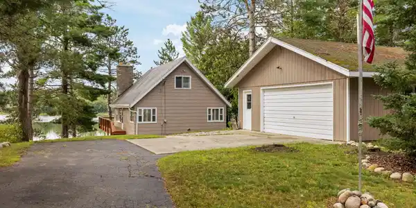 Image 4: 7-web-or-mls-CAG_4195 (2)