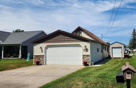 458 Ottawa Lane