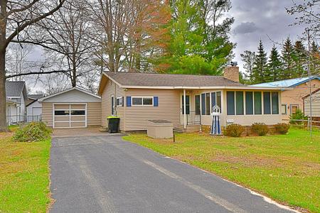 8834 Iroquois Trail