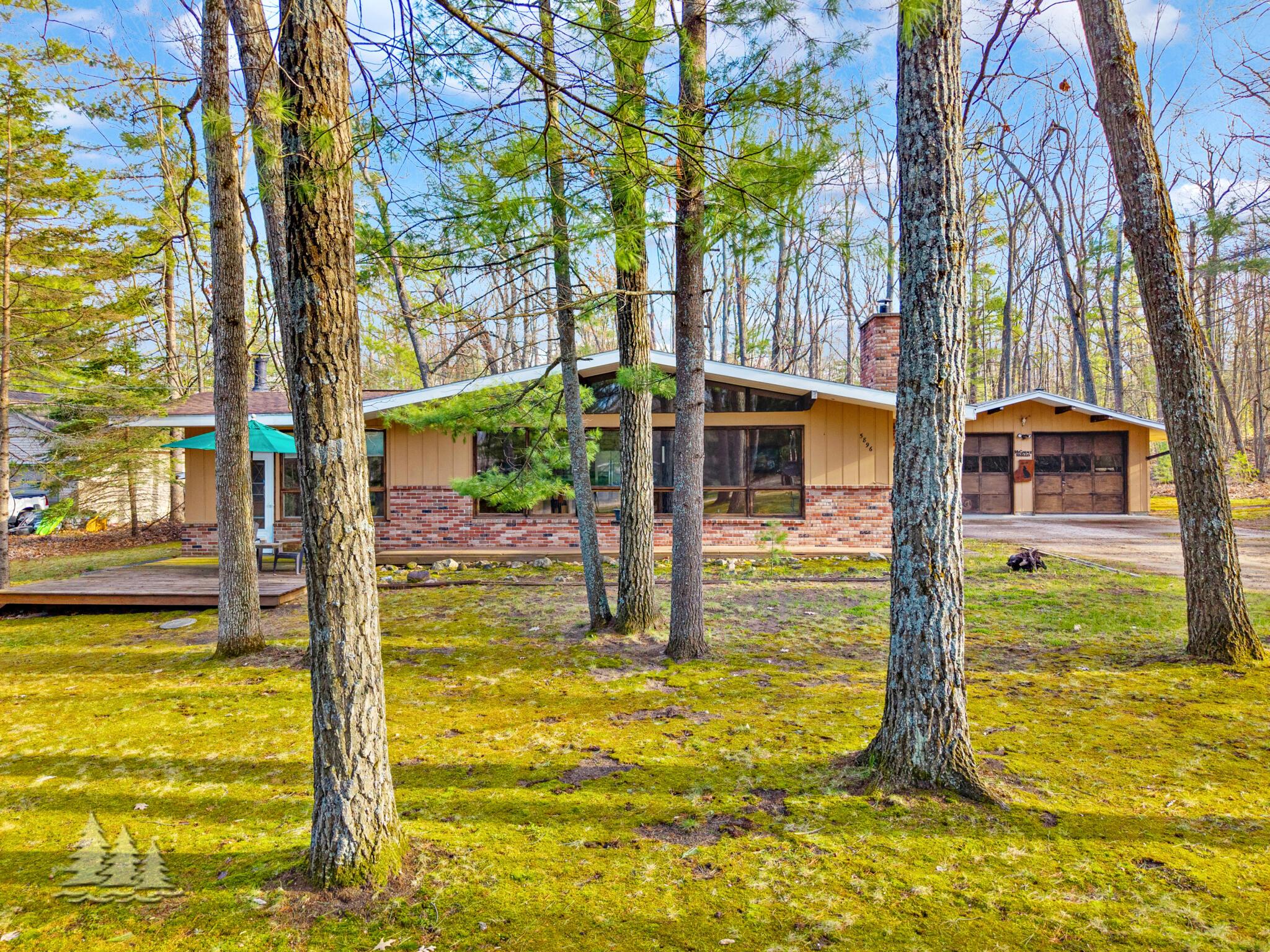 Image 2: 5896 Hillside Dr.