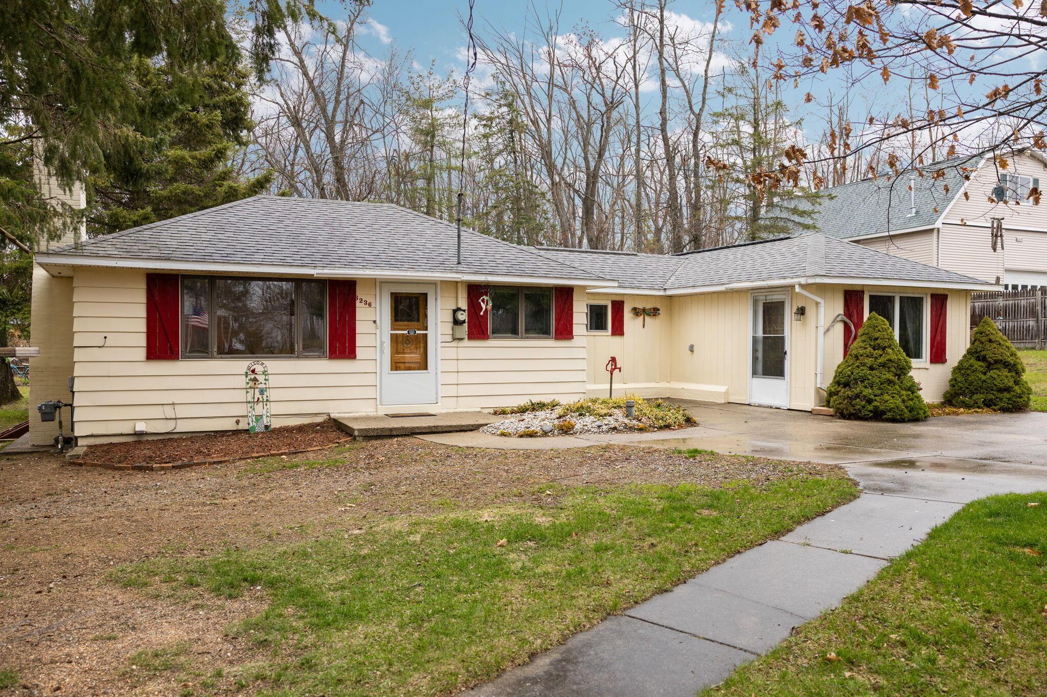 Image 2: 32-web-or-mls-CAG_8505