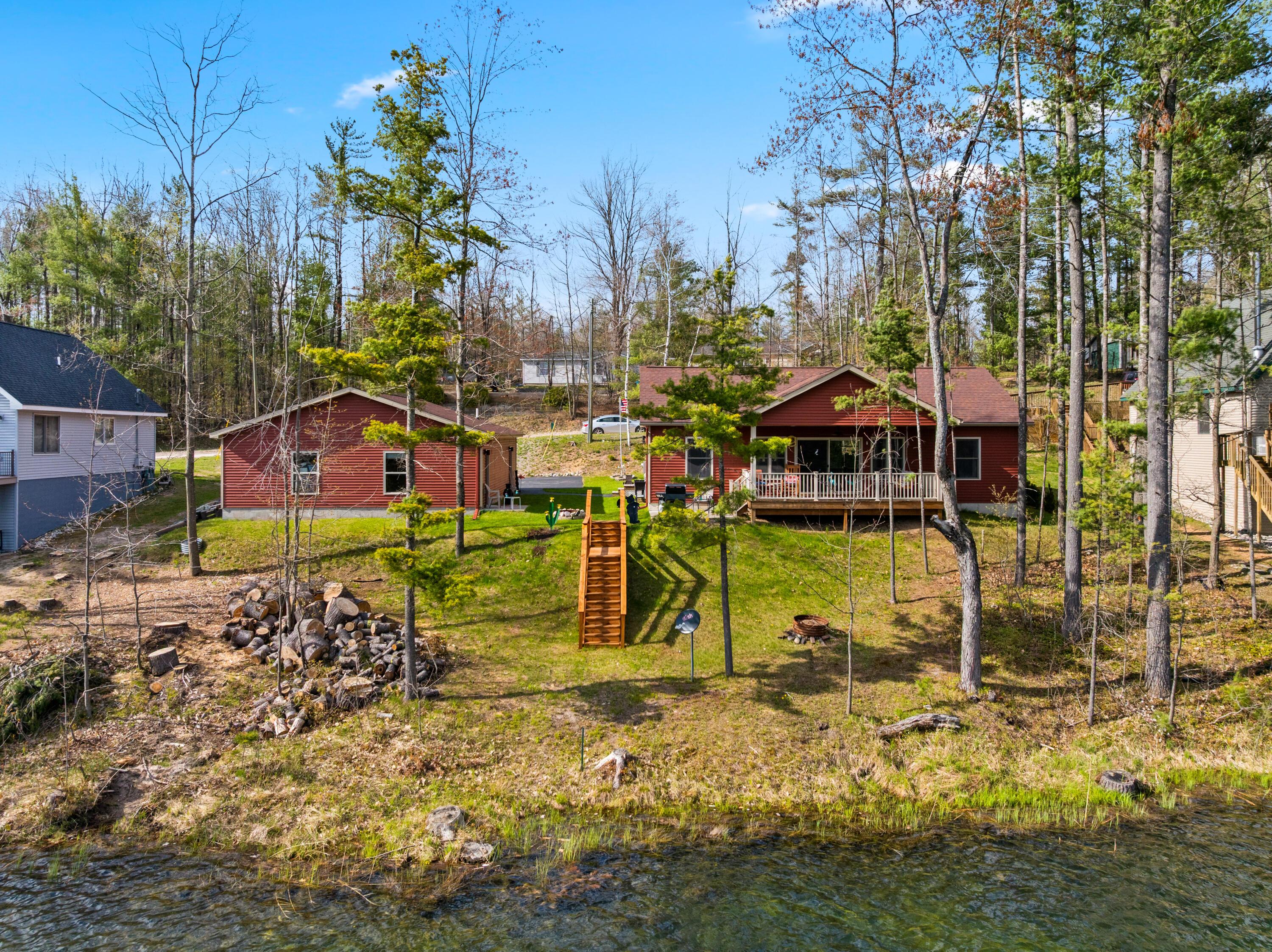 Image 4: 7077 Deer Run