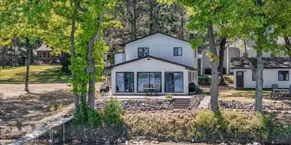 3192 W Higgins Lake Drive