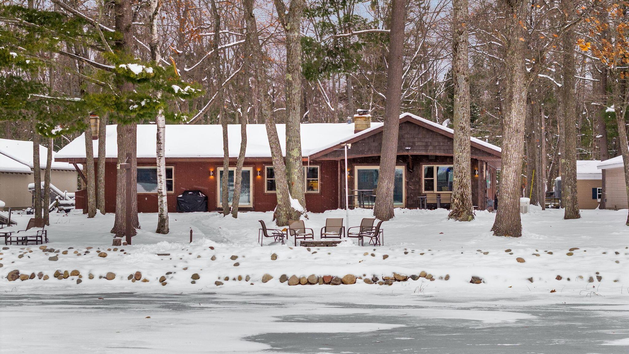 Image 1: 90-web-or-mls-DJI_20251203103359_0271_D