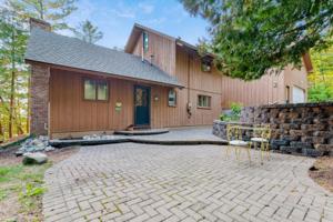 153 NE Mullett Lake Road
