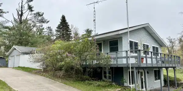 5356 Spruce Drive
