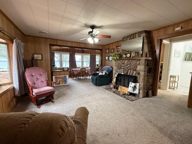 Image 3: Living Room