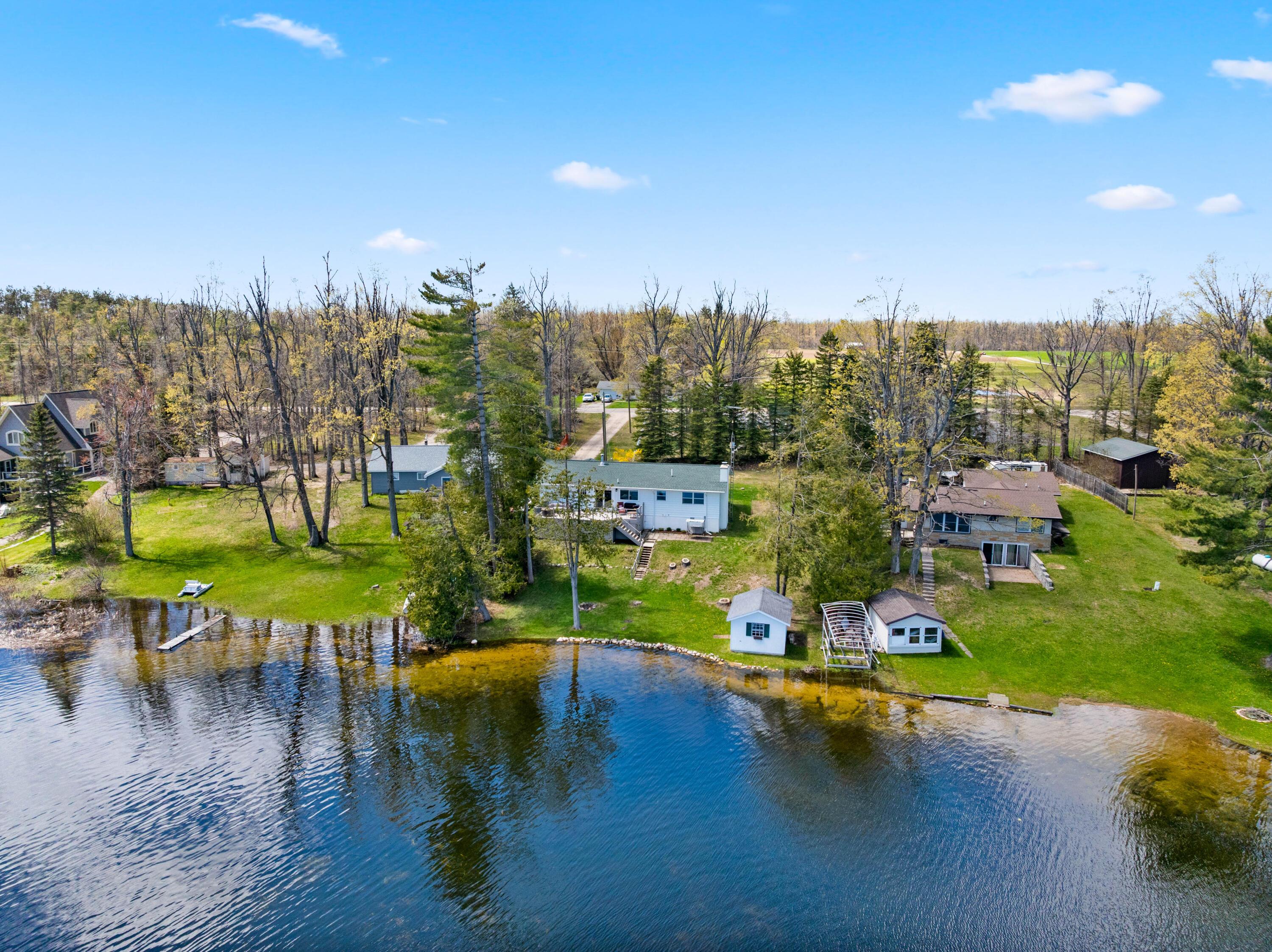 Image 3: Big Lake Living
