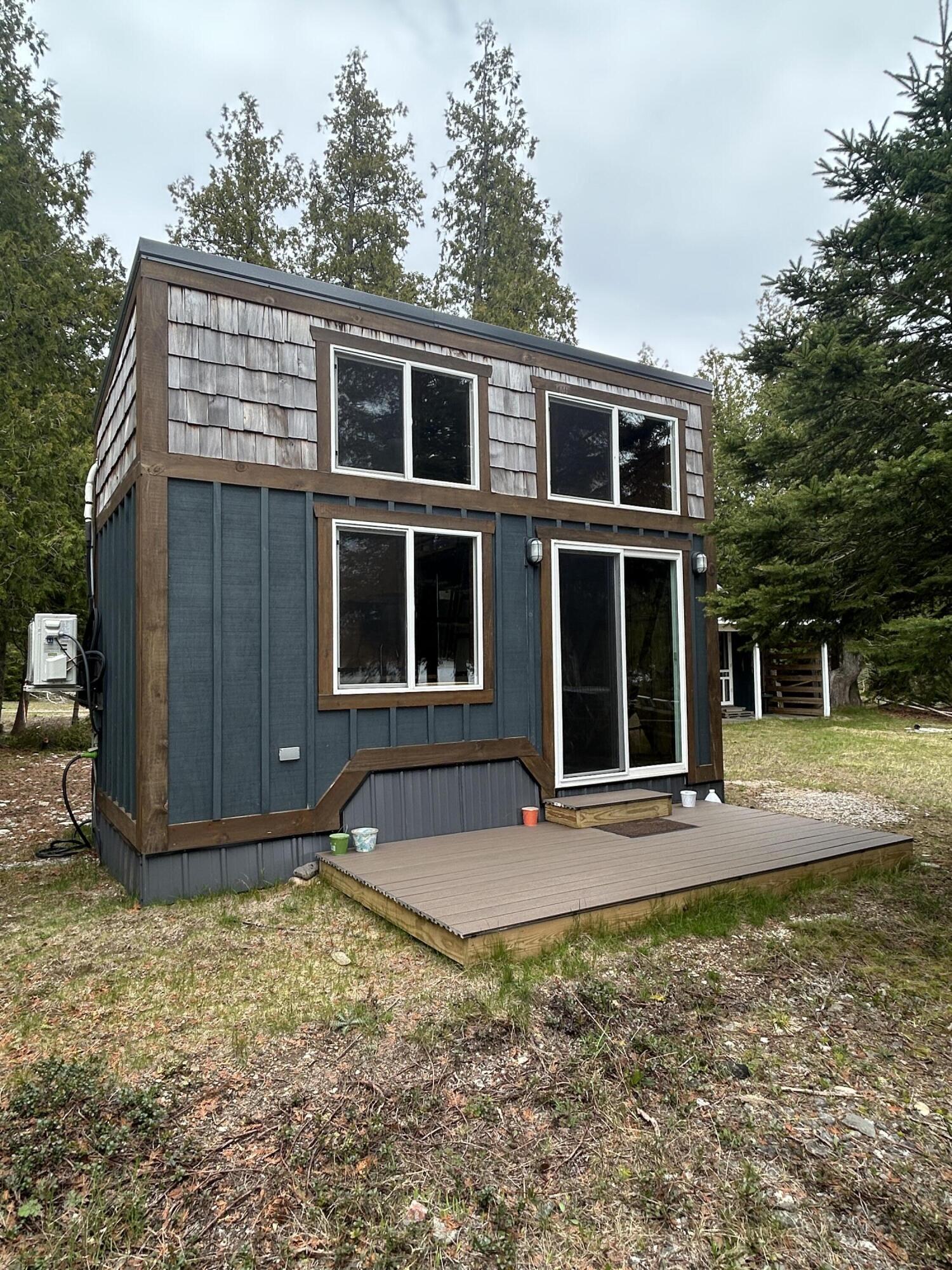 Image 1: 6711 Lappan Road