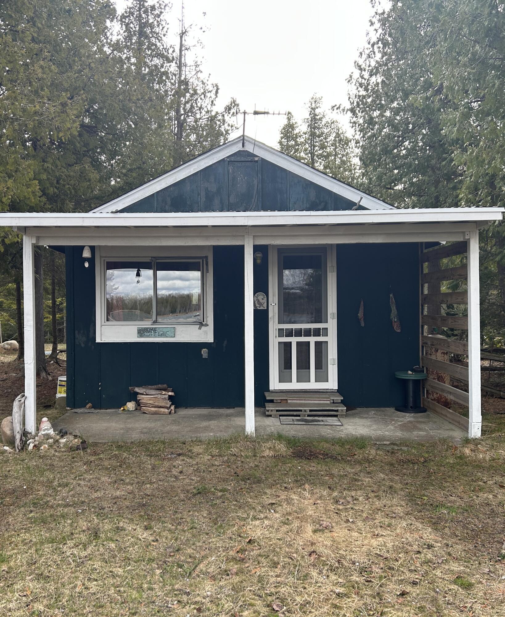 Image 2: Cabin
