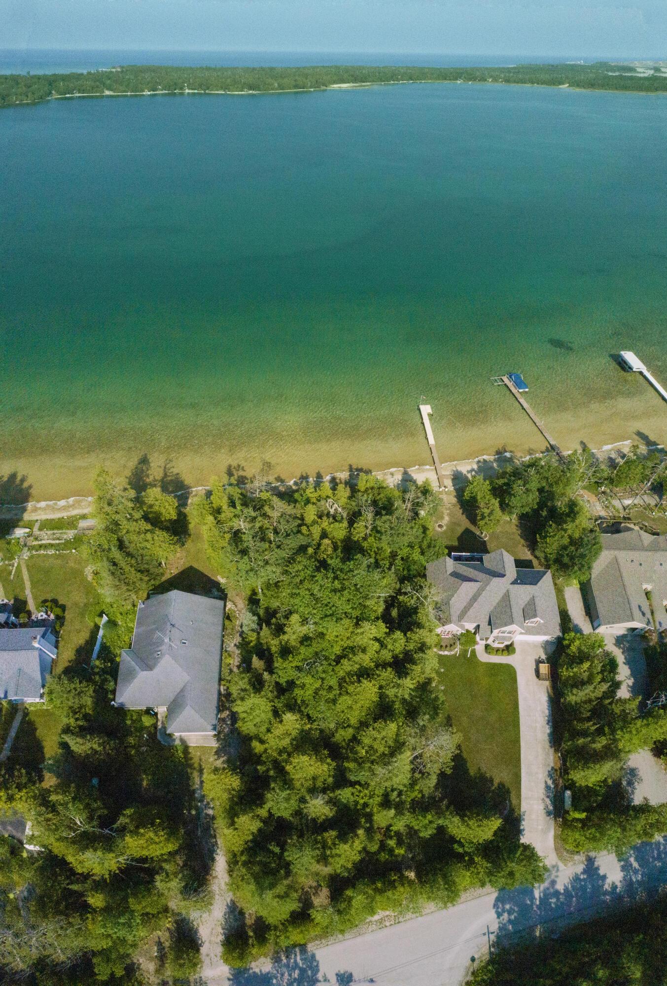 Image 4: Cyrstal Blue Waters