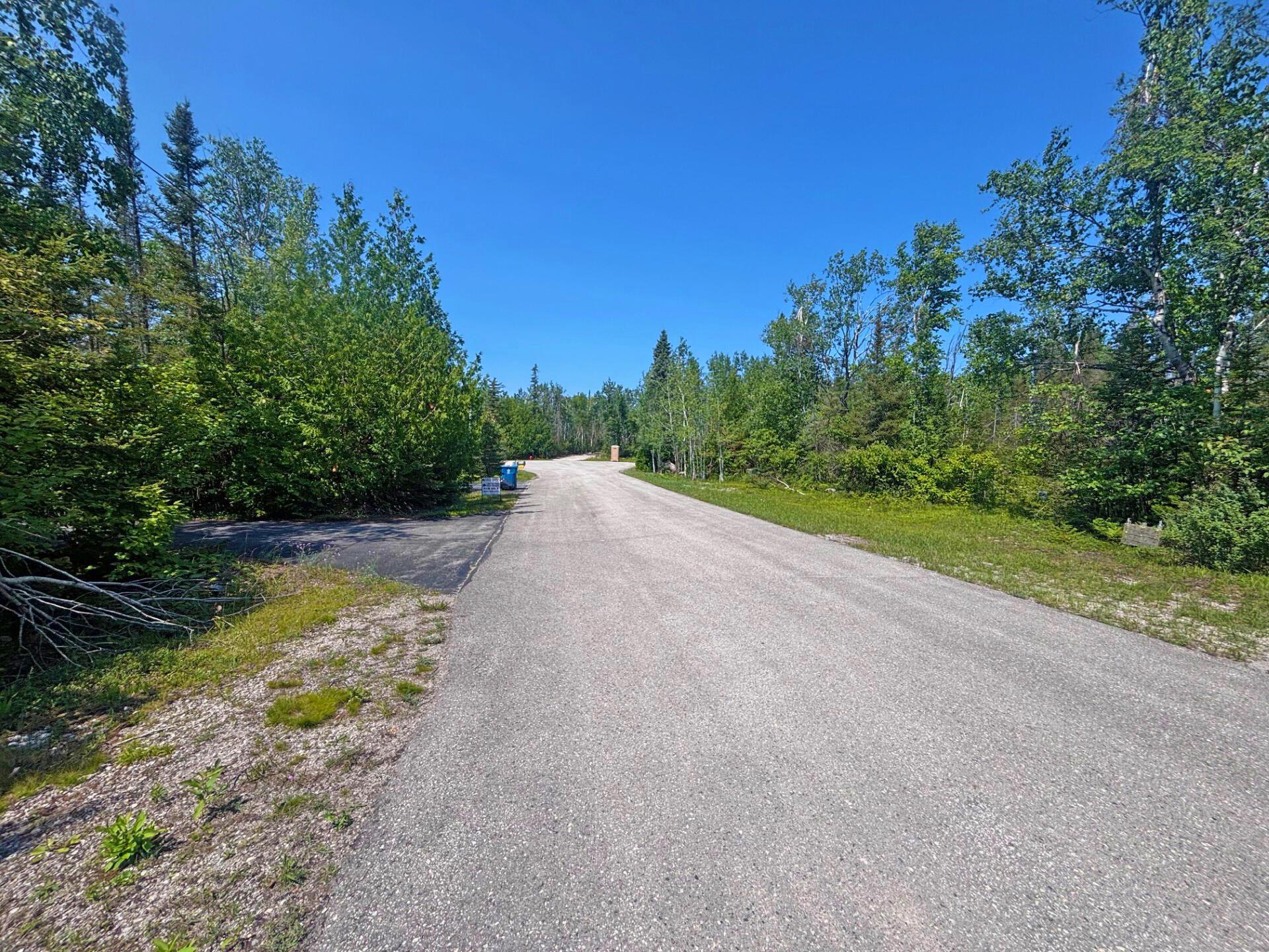 Image 4: North Bay Court