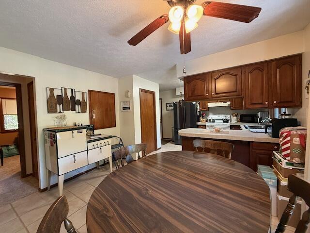 Image 4: Dining Area