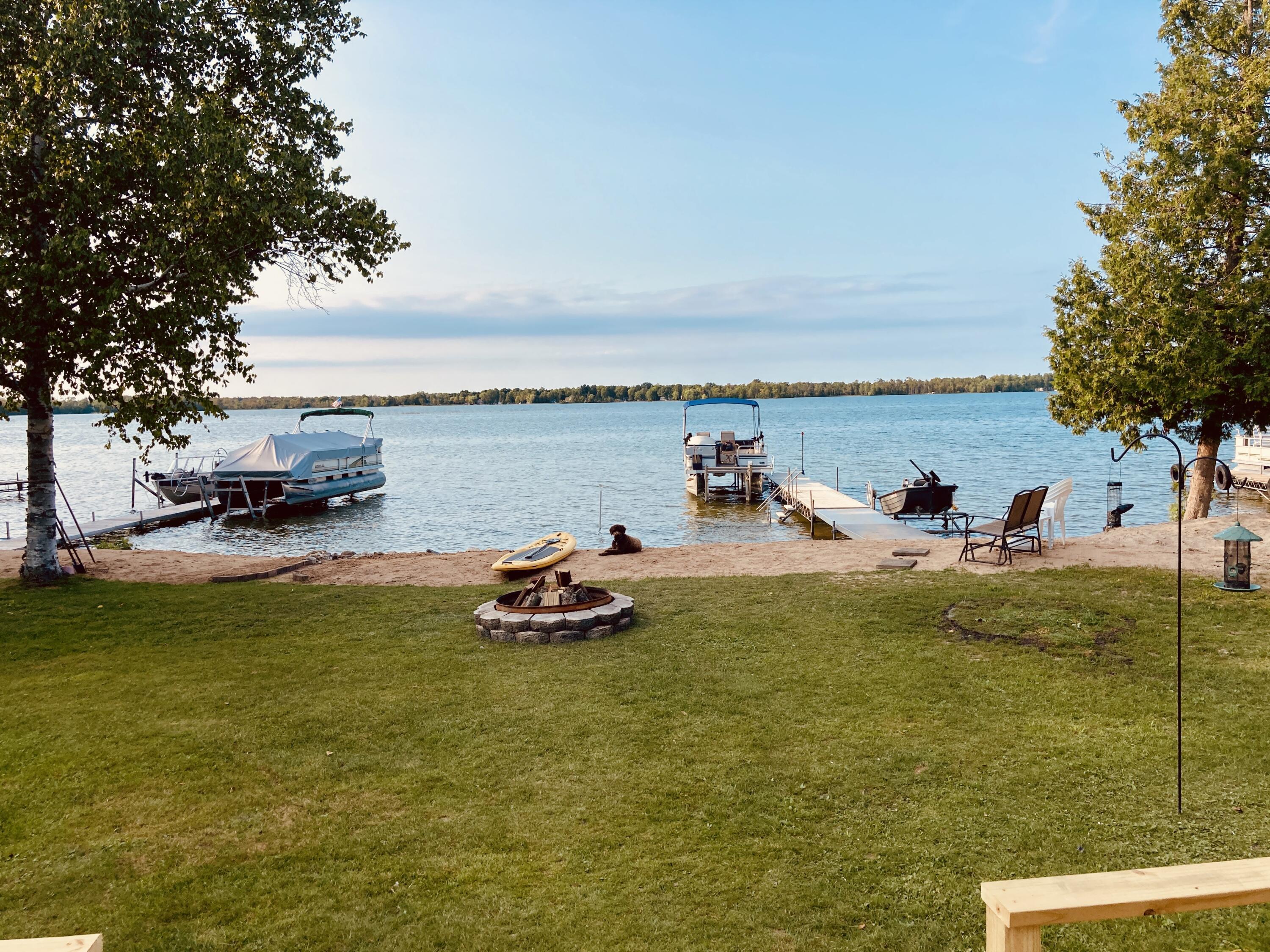 Image 2: exterior lake 3