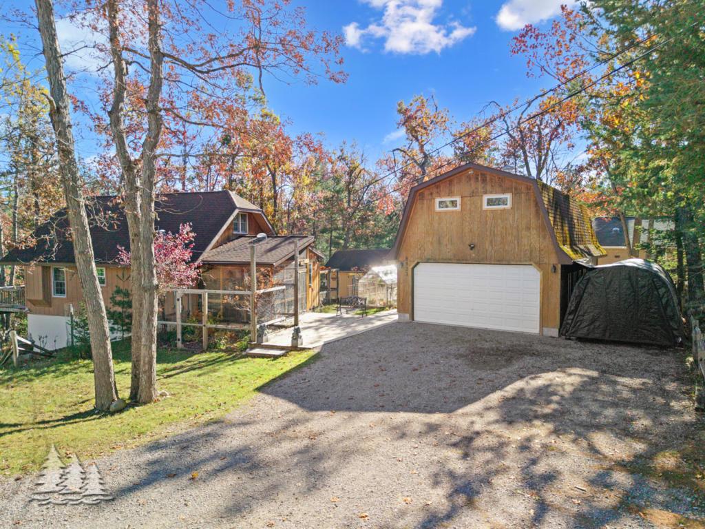 Image 4: 8923 Snowbank Trl.